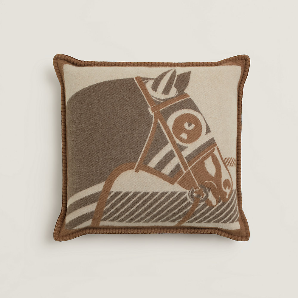 cheval-a-la-couverture-pillow-